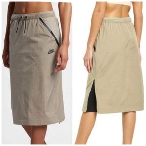 Nike Womens Large Tech Hypermesh Khaki Tan/Black Midi Softshell Skirt 833468